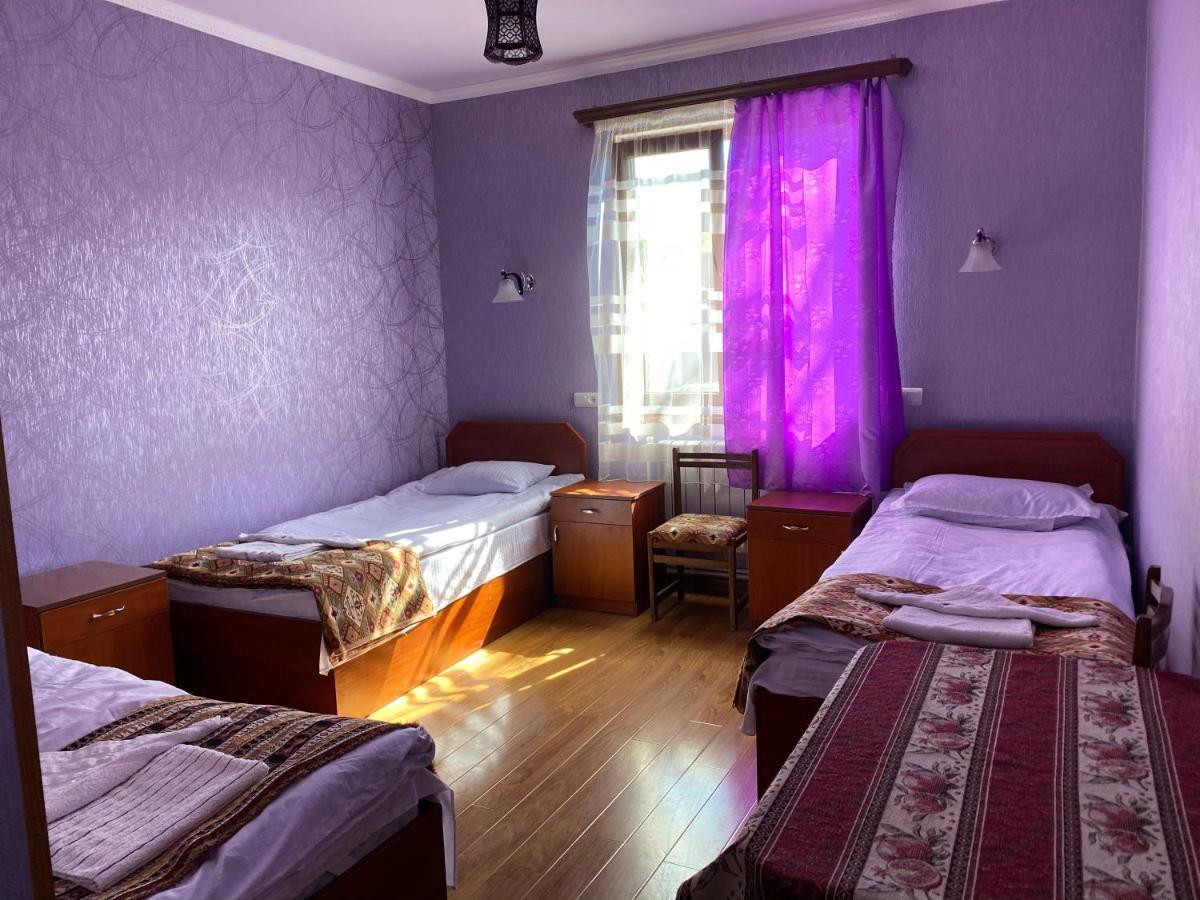 Aghasu Tun B&B Odzun Bagian luar foto