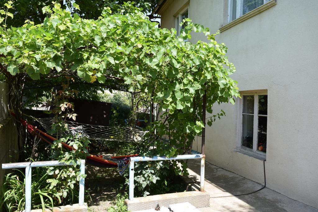 Aghasu Tun B&B Odzun Bagian luar foto